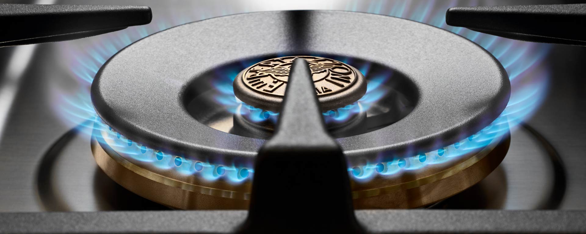 BERTAZZONI 30 Drop-in low edge cooktop 4-burner (Q30400X)